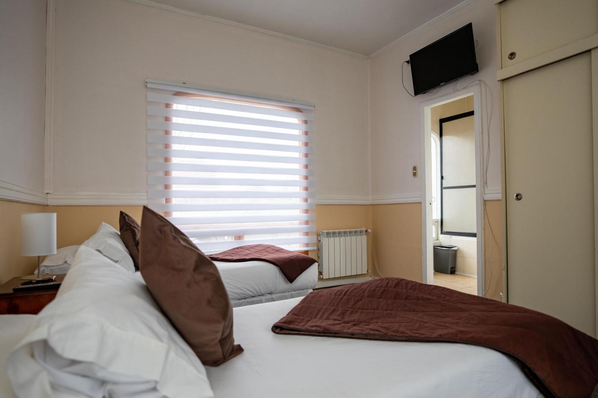 Darwin Hotel Puerto Natales Bagian luar foto