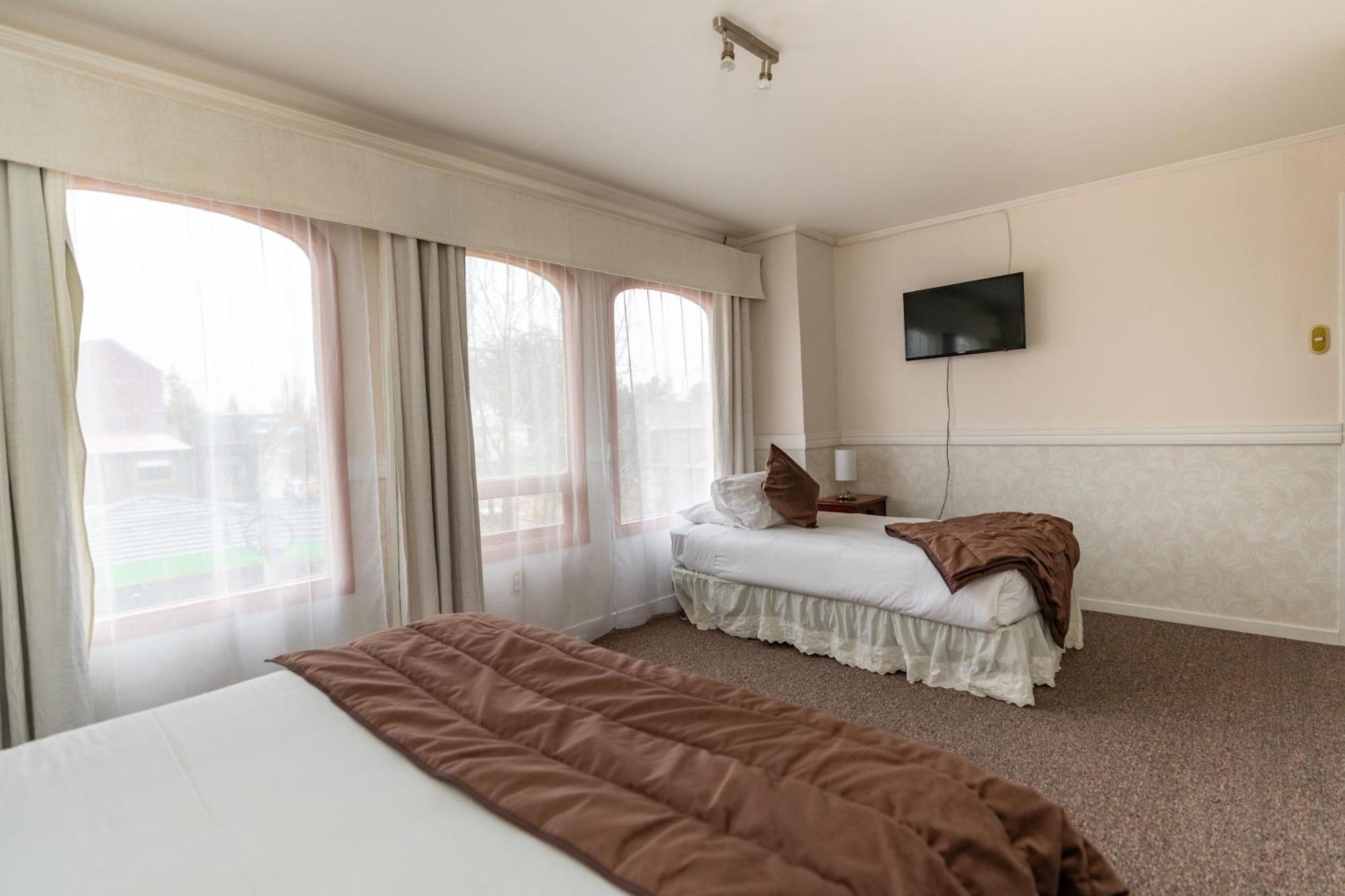 Darwin Hotel Puerto Natales Bagian luar foto